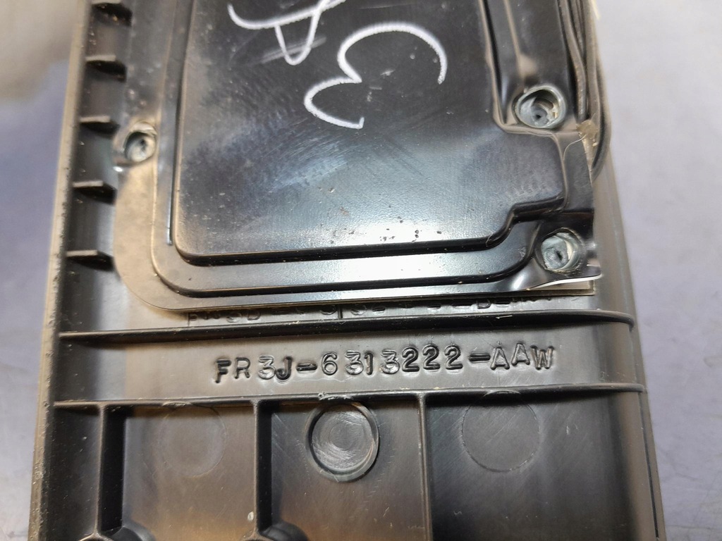 фото №5, Ford mustang mk6 молдинг поріг права led