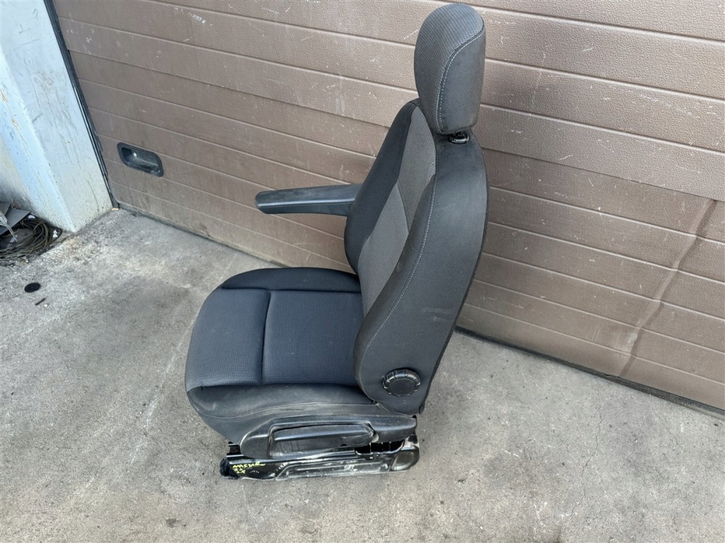 Сиденье водителя левый перед левый передний renault master 3 iii 4 iv 10-23r Оригинал