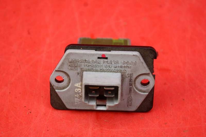 фото №1, Резистор обдув резистор резистор hyundai santa fe 1 i 00-04