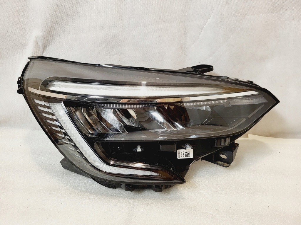 фото №1, Renault clio v 5 full led правый фара лампа czarna 260104922r