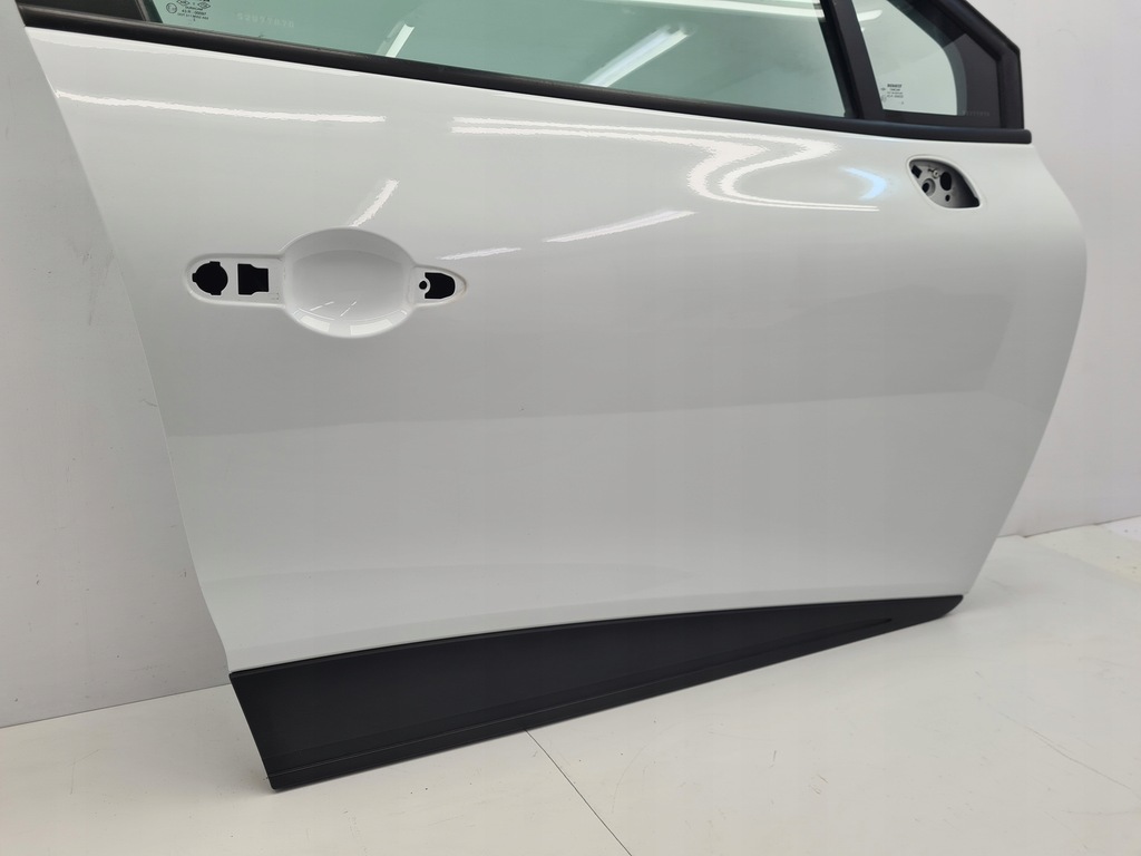фото №8, Renault clio iv дверь правый перед dv369