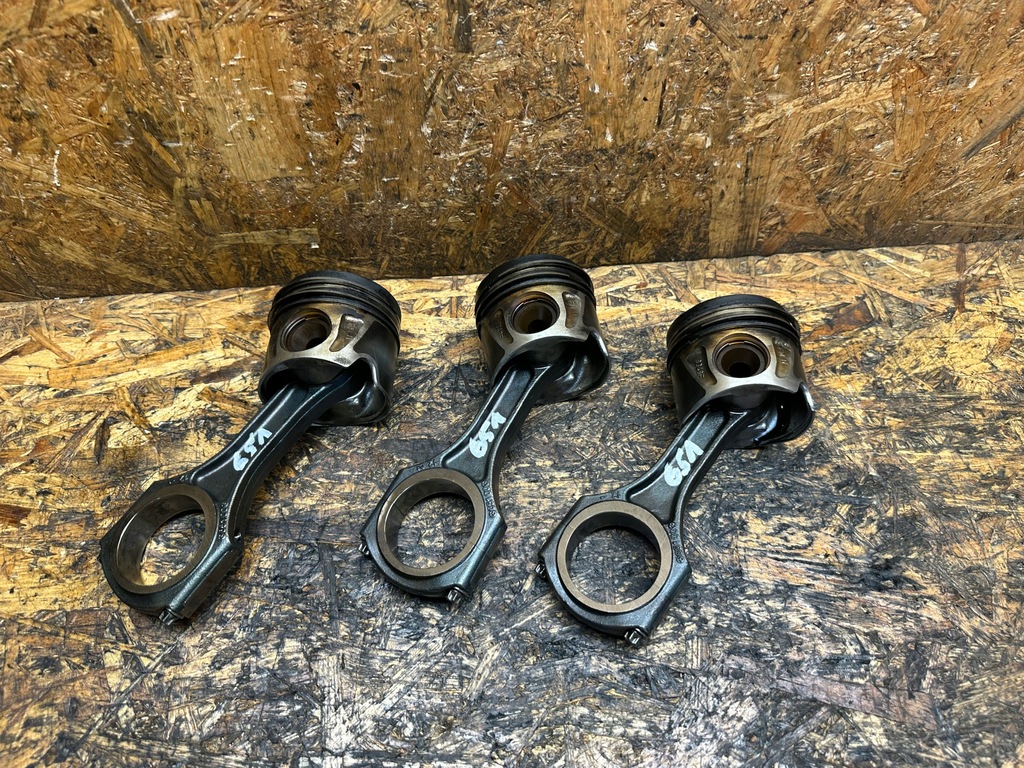 фото №1, Поршень + шатун mercedes 2.2 cdi 8349f 65100 v59