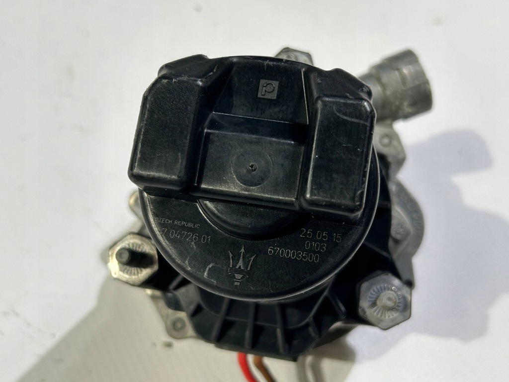 Насос воздуха вторичного maserati quattroporte 2013- с Разборки