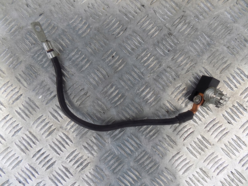 фото №1, Mercedes w212 клемма минусовая