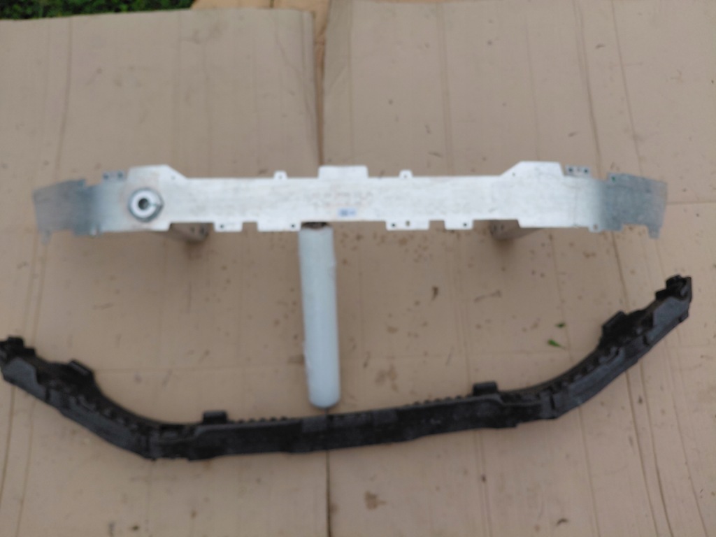 Купити Балка абсорбер bmw 5 g60