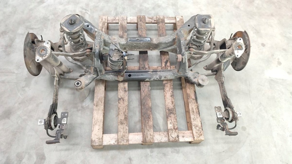 фото №1, Подвеска подрамник oś задняя volvo v60 i полный