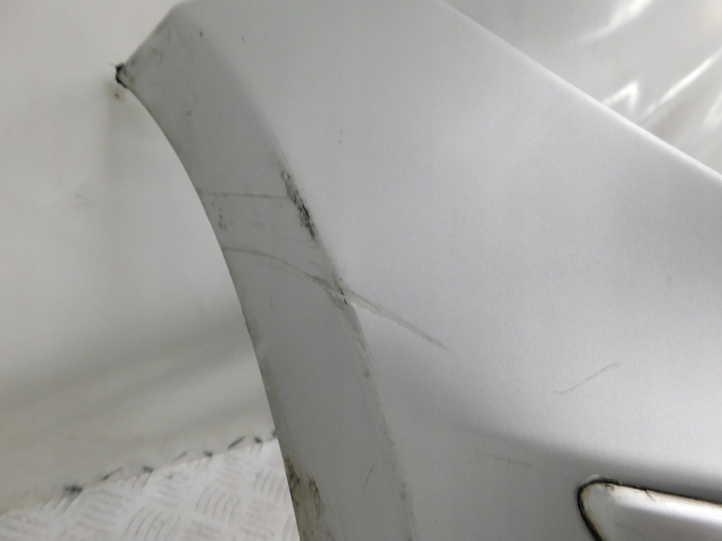 фото №9, Бампер перед передній kpl. - bmw 1 e81 e87 04-08 titansilber