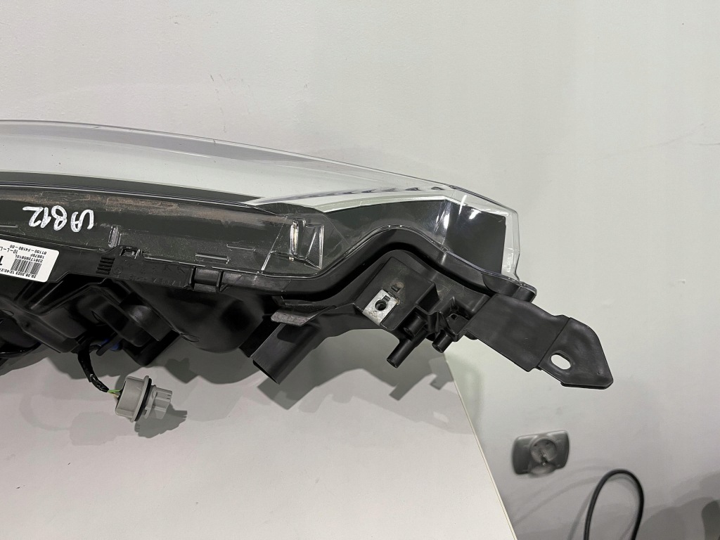 фото №9, Toyota c-hr lift лампа левый перед 81150-f4180-00