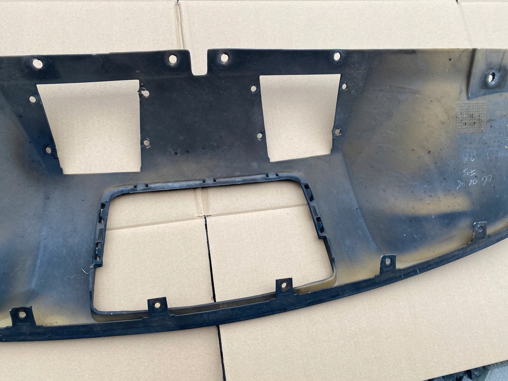 фото №10, Бампер дифузор audi r8 420 гарний оригінал