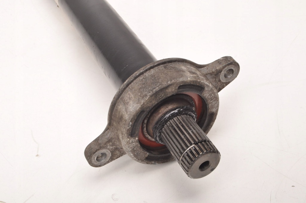 Mercedes cla w118 w177 приводной вал правая длинная a1773306500 с Разборки