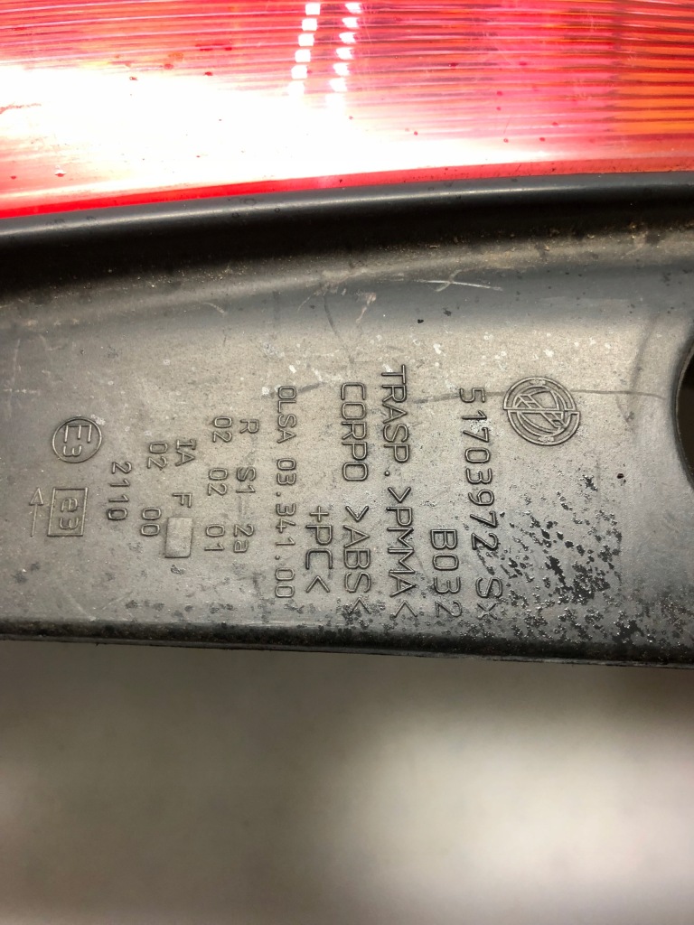 фото №4, Лампа задняя левая 51703972 fca