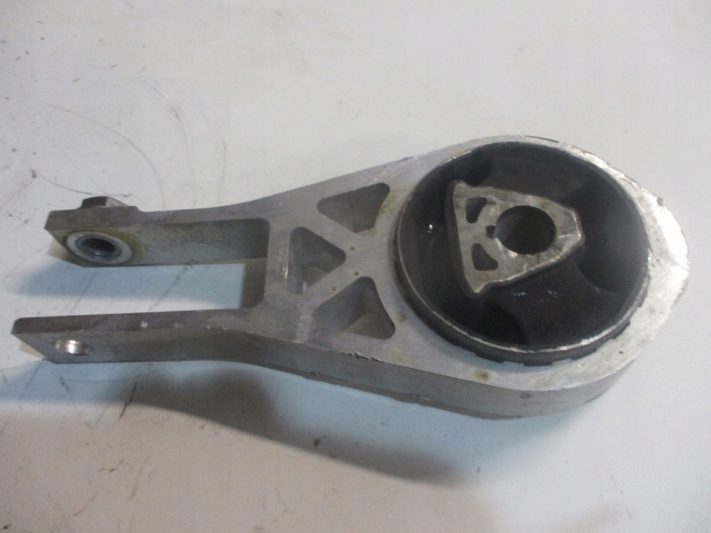 фото №1, Кронштейн подушка jeep compass 1,3hyb