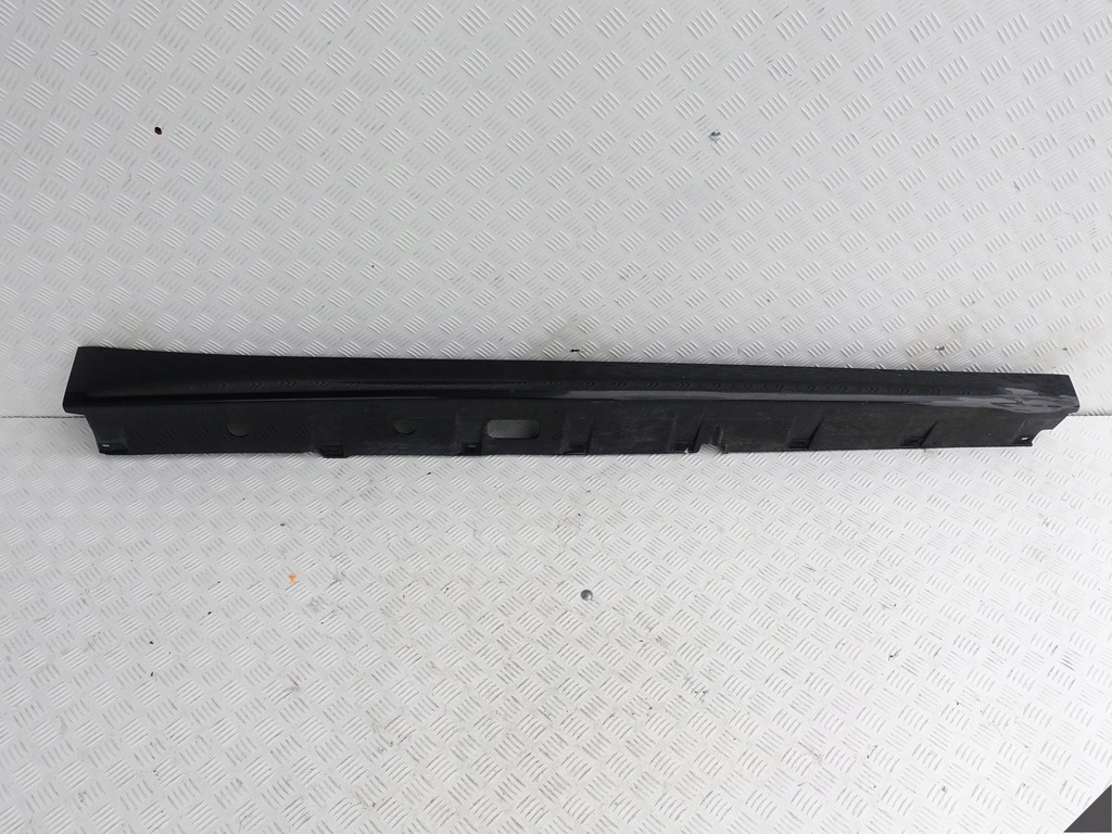 фото №1, Audi r8 4s0 15- молдинг поріг накладка правий