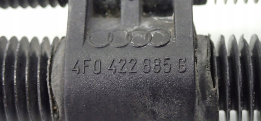 фото №13, Радиатор масла провода audi s6 c6 5.2 4f0422885g