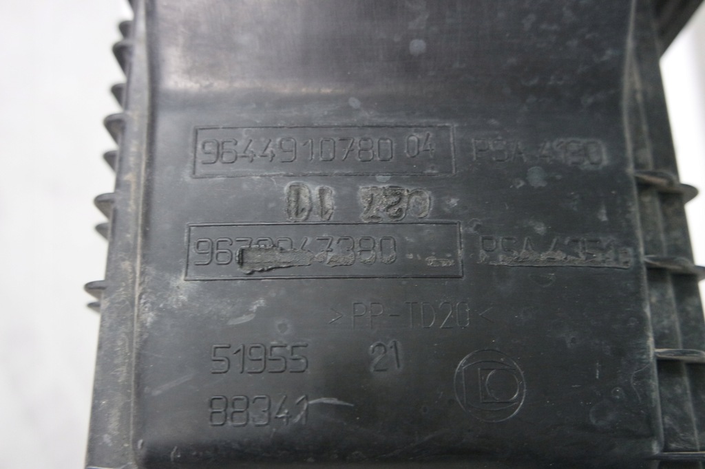 фото №6, Корпус фильтра воздуха peugeot 508 i