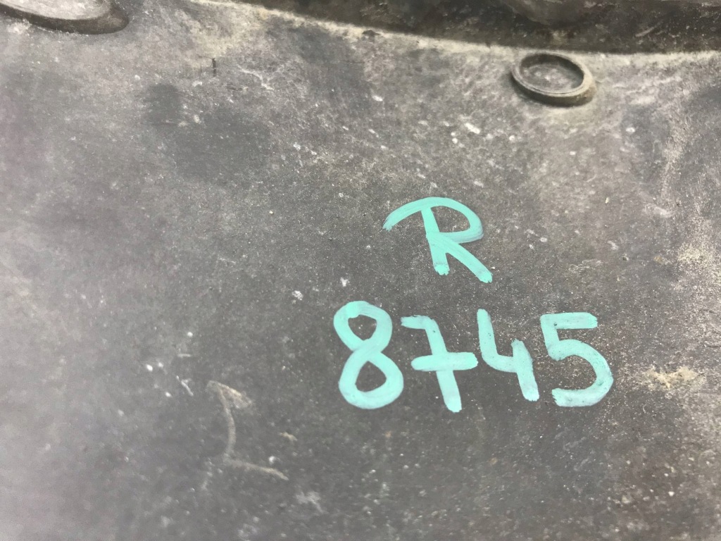 Mercedes m w166 12-15r заглушка бампера задний правая a1668851053 Доставка