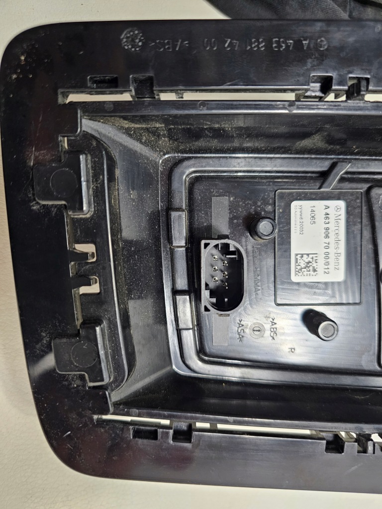 Поворотник правый mercedes g-klasa a463 рестайлинг Доставка