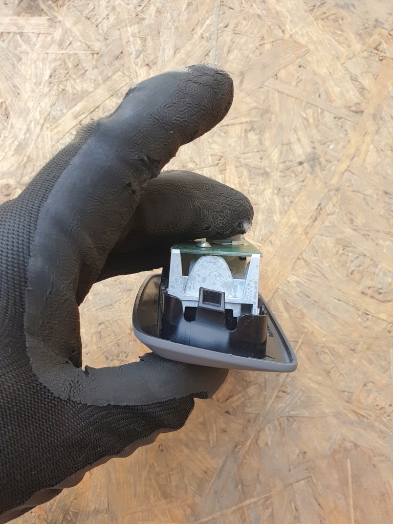 фото №3, Porsche panamera 970 лампа потолочный