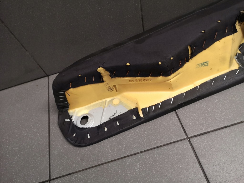 фото №10, Обшивка сиденье правый задняя кожа audi a6 c5 avant