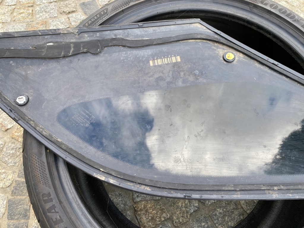 Mercedes 166 ml скло кузовна ліва задній 1666701312 оригінал Ціна