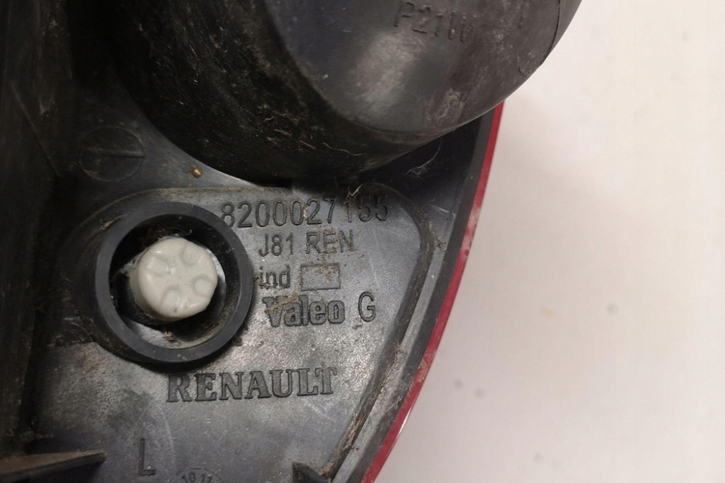 фото №1, Протитуманна фара задній renault espace iv jk0/1_ 8200027155 2.2l дизель 2005