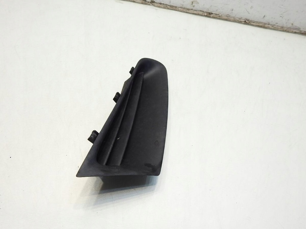 фото №6, Решётка бампера правый перед renault clio iii