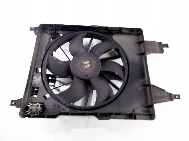 Радіатор води вентилятор європа renault megane 2 1.9dci 8200151464 Недорого