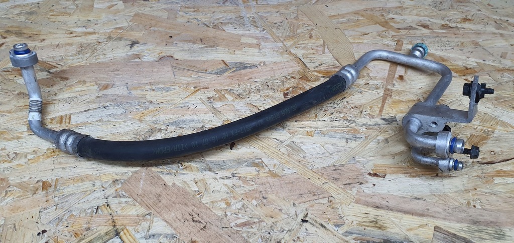 фото №1, Hyundai genesis coupe 3.8 v6 шланг кондиционера