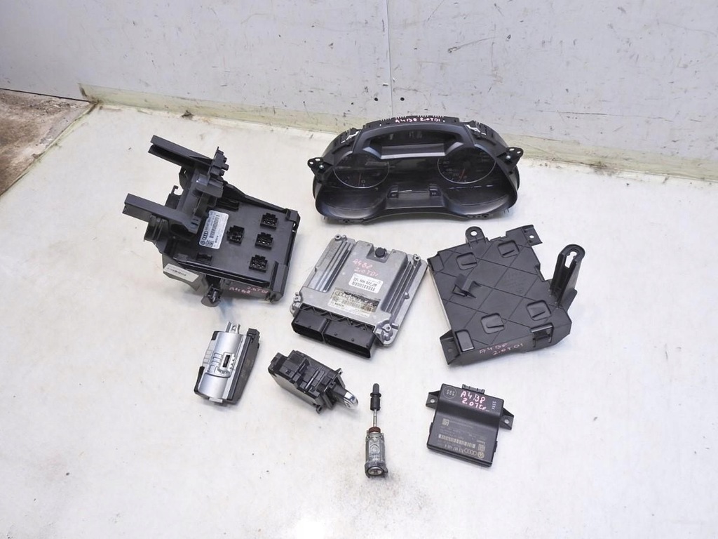 фото №14, Набор стартовый audi a4 b8 2.0 tdi 8k0920900d