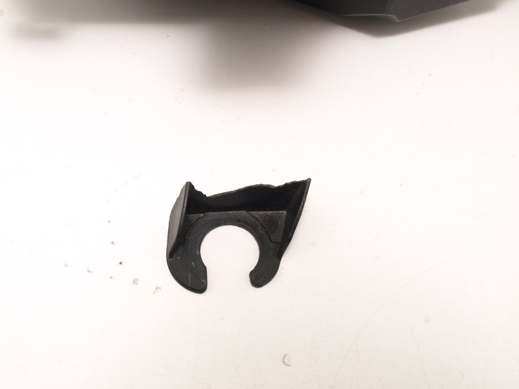 фото №5, Bmw корпус фільтра повітря 8472015