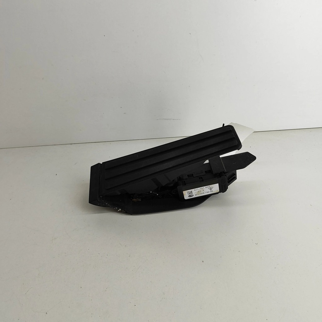 фото №6, Porsche taycan 9j1 2022 педаль газа / ускорения