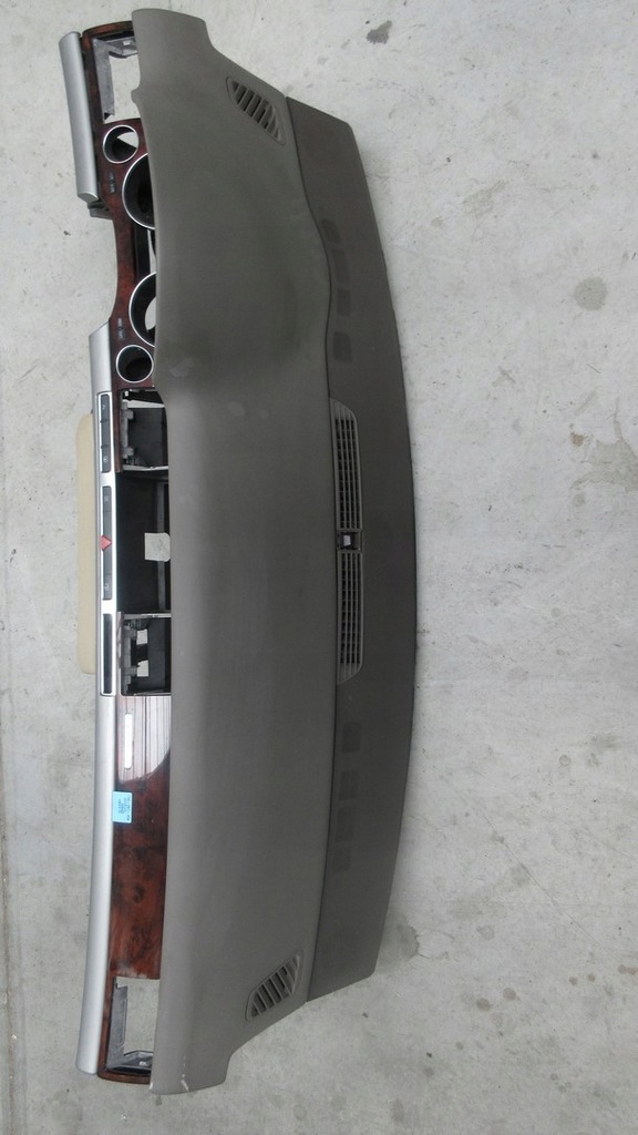 фото №11, Audi a8 d3 lift консоль панель приладів приладова бежева