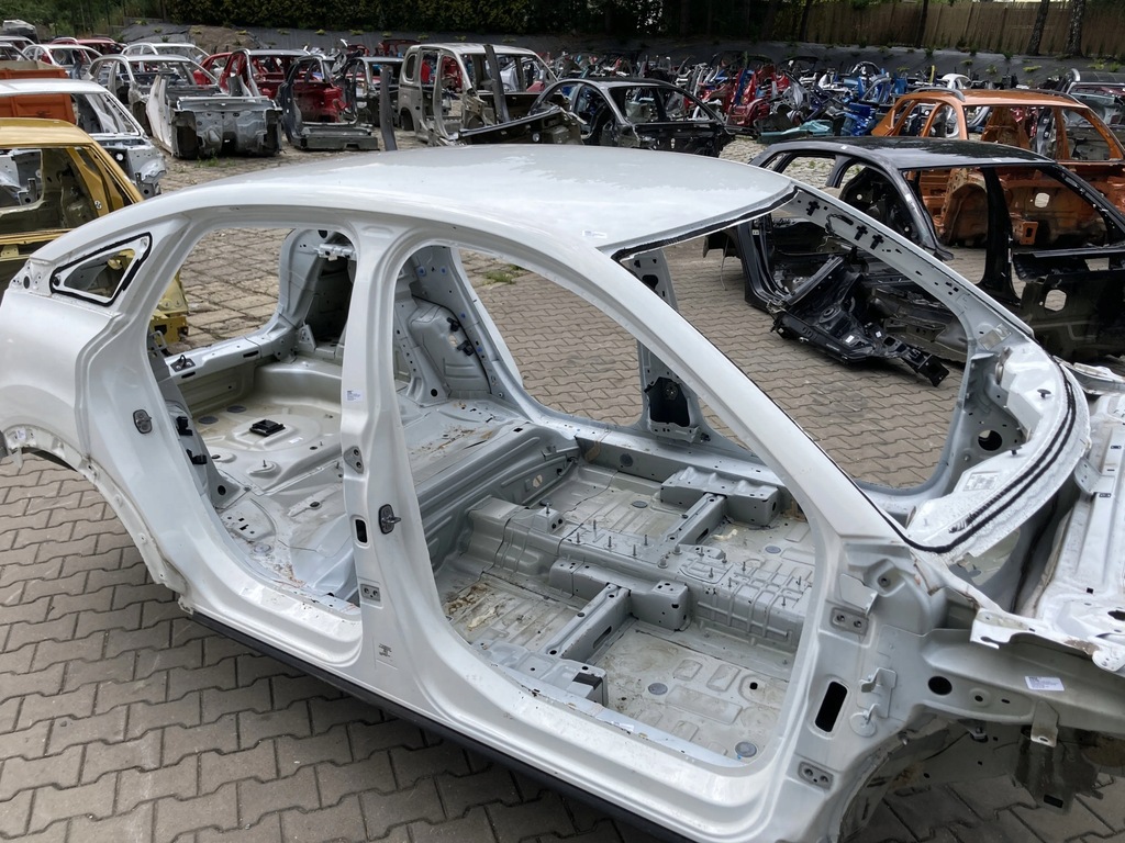 фото №1, Крыша стойки citroen c4 iii 20- ewpb