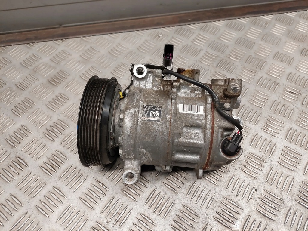 фото №7, Audi q7 4m 4m0820803m с передний компрессоры кондиционера