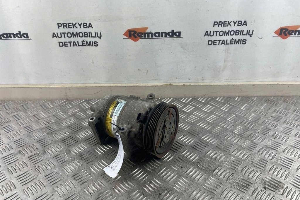 фото №1, Компресор кондиціонера renault grand scénic ii jm0/1_ 8200316164 1.6l