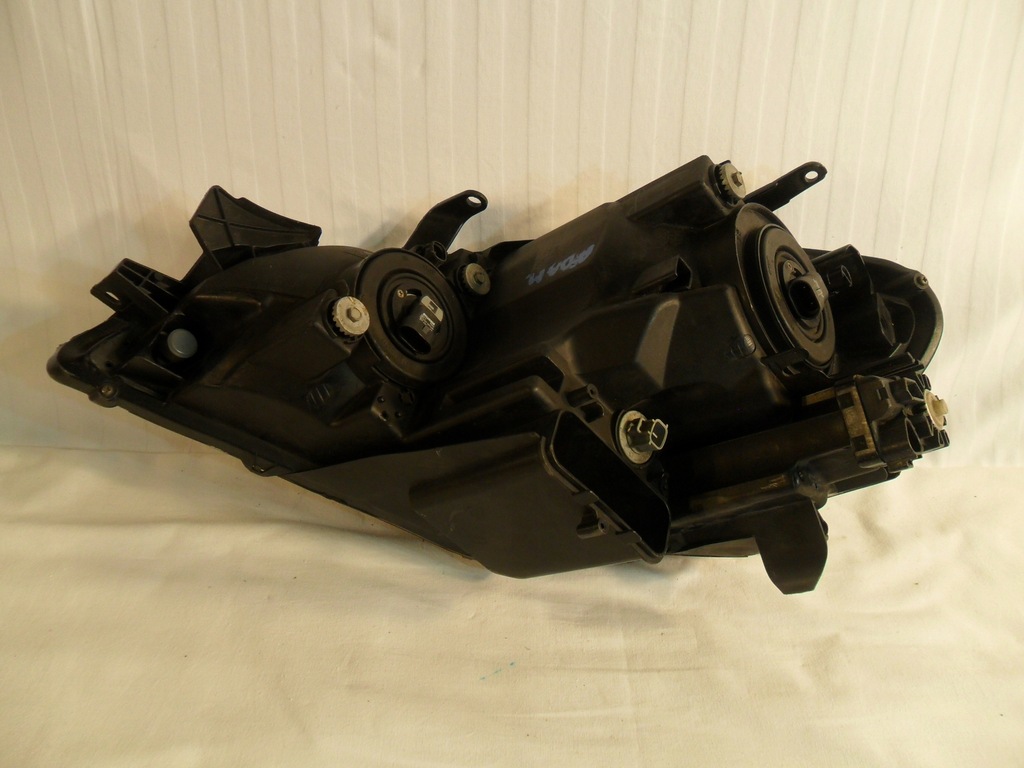 фото №12, Лампа правий перед eu toyota avensis verso 2001-