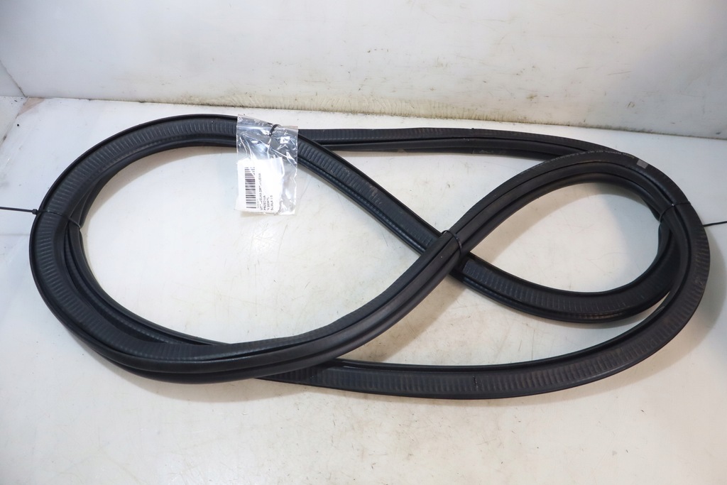 фото №1, Прокладка двері ліва передня skoda scala