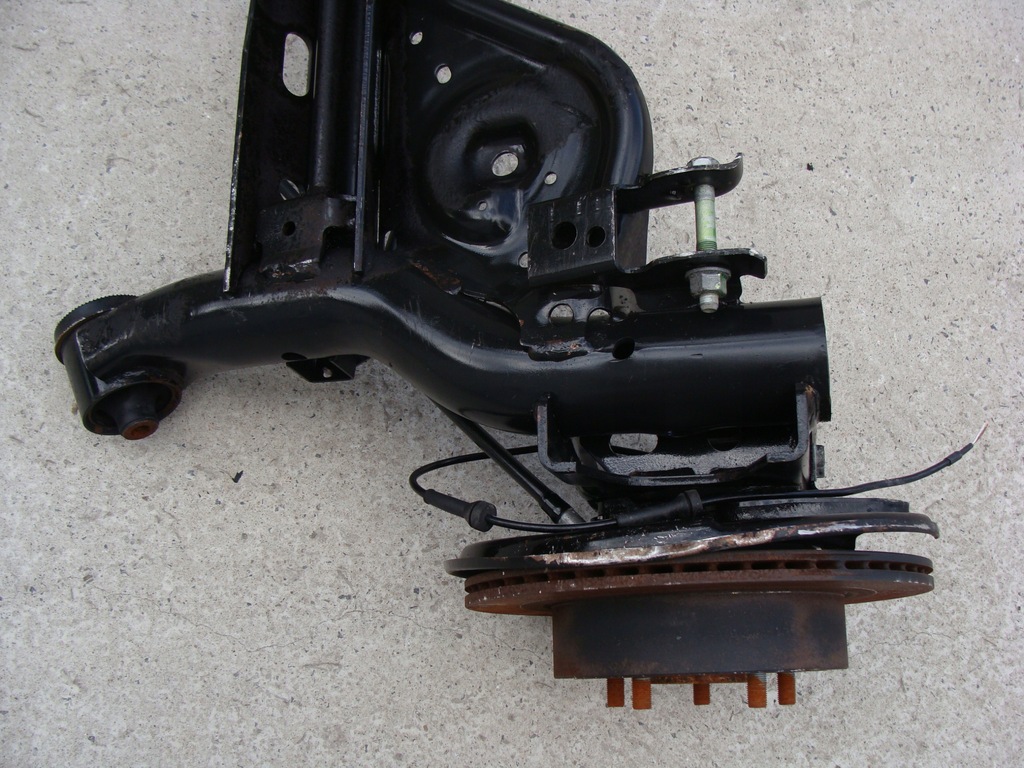 фото №8, Балка oś задняя nissan leaf 2016r диск !!!