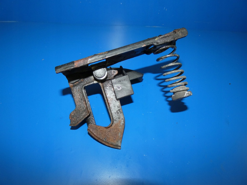 фото №1, Mercedes slk r171 w171 засов ручка замок капот