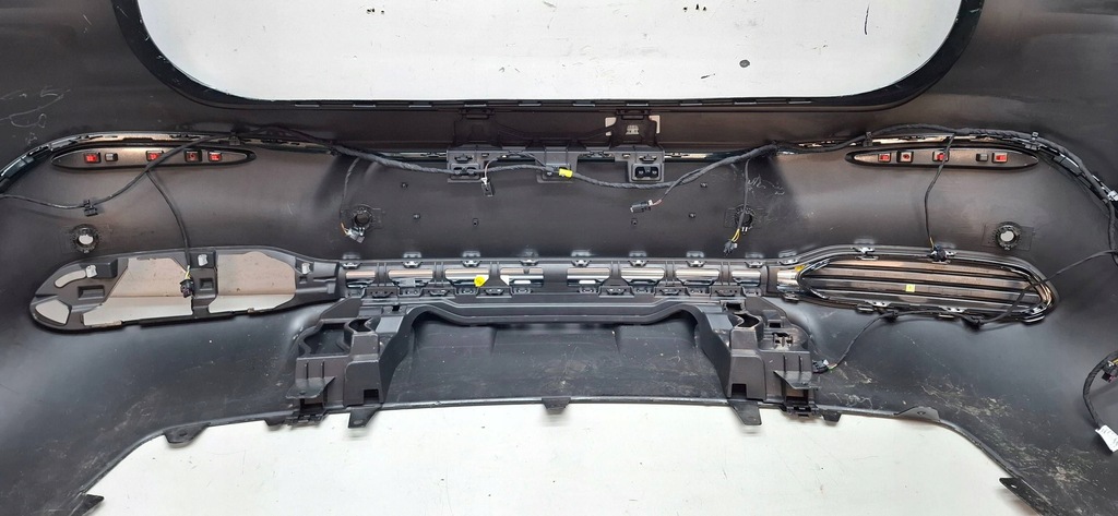 фото №12, Mercedes eqe 43 amg 24- бампер задня задній pdc