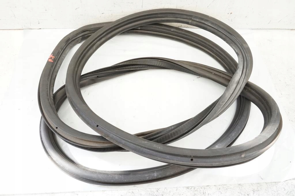 фото №1, Прокладка дверь правый задняя opel zafira b