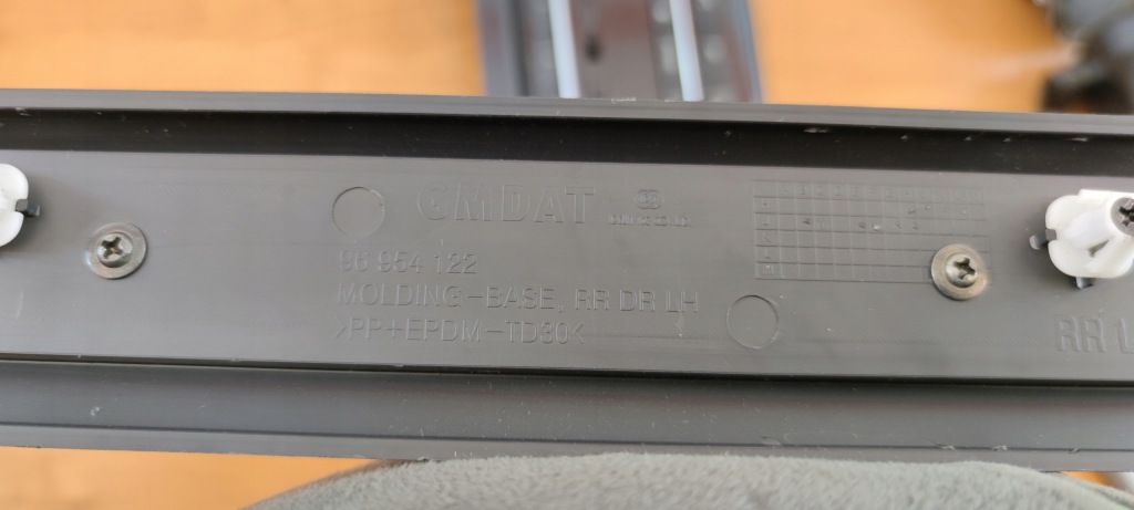 фото №3, Chevrolet spark ліва молдинг двері задня з хром lh