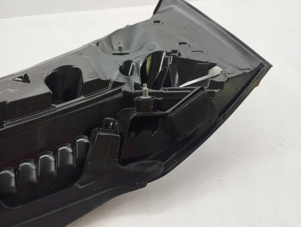 фото №6, Audi q5 sq5 2020 ліва сторона лампа задня