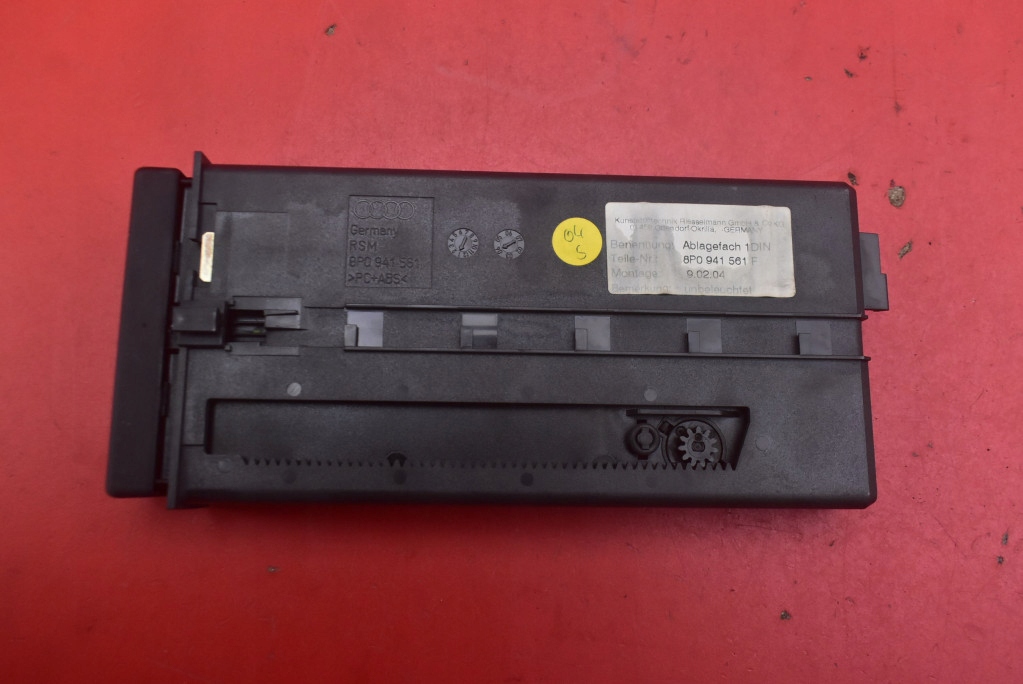 фото №6, Бардачок пасажира eu 8p0941561 audi a3 8p 03-05