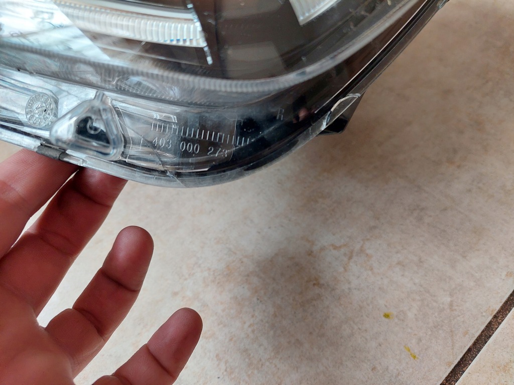 фото №11, Лампа правая - led - dacia duster ii - 2017