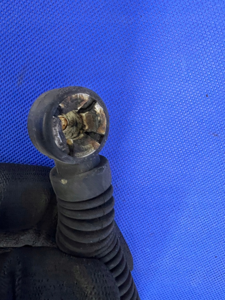 фото №5, Audi a6 c6 домкрат важіль перемикання передач автоматична коробка передач 4f1713041ae