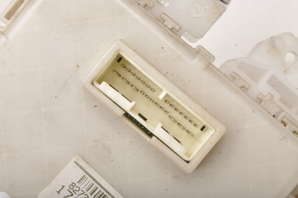 фото №6, Toyota auris i коробка предохранителей 82730-02j40