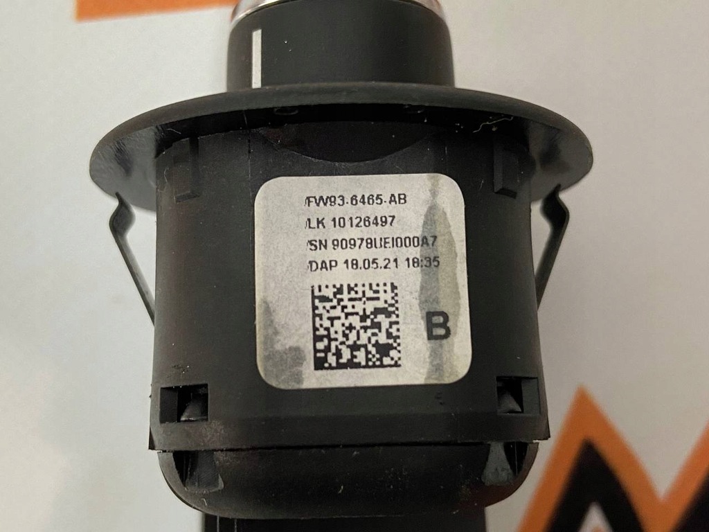 фото №3, Кнопка управление руля velar fw93-6465-ab