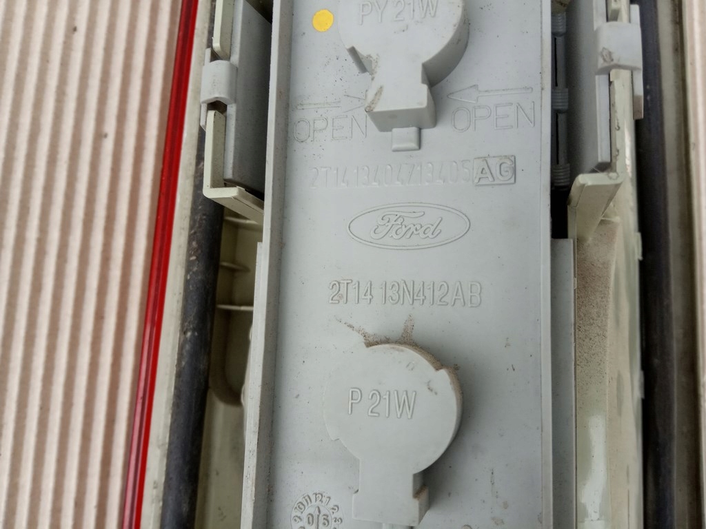 фото №9, Ford tourneo transit connect 03-06 лампа правый задняя