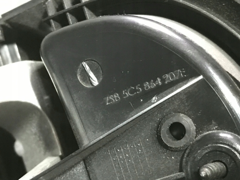 Підлокітник, бардачок volkswagen new beetle 5c Недорого